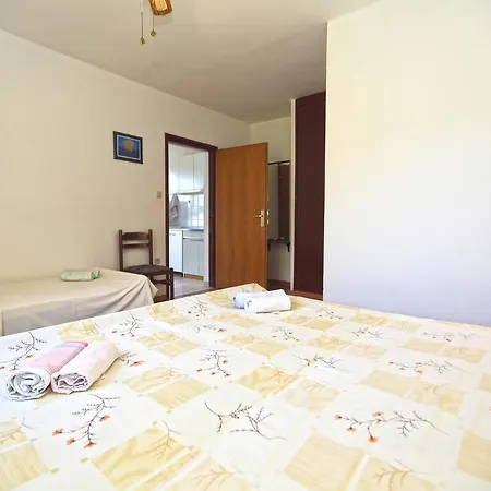 Ivan Apartment *